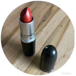 MAC Matte Lipstick Chili